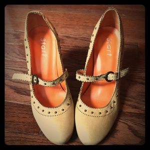 European Mary Jane heels